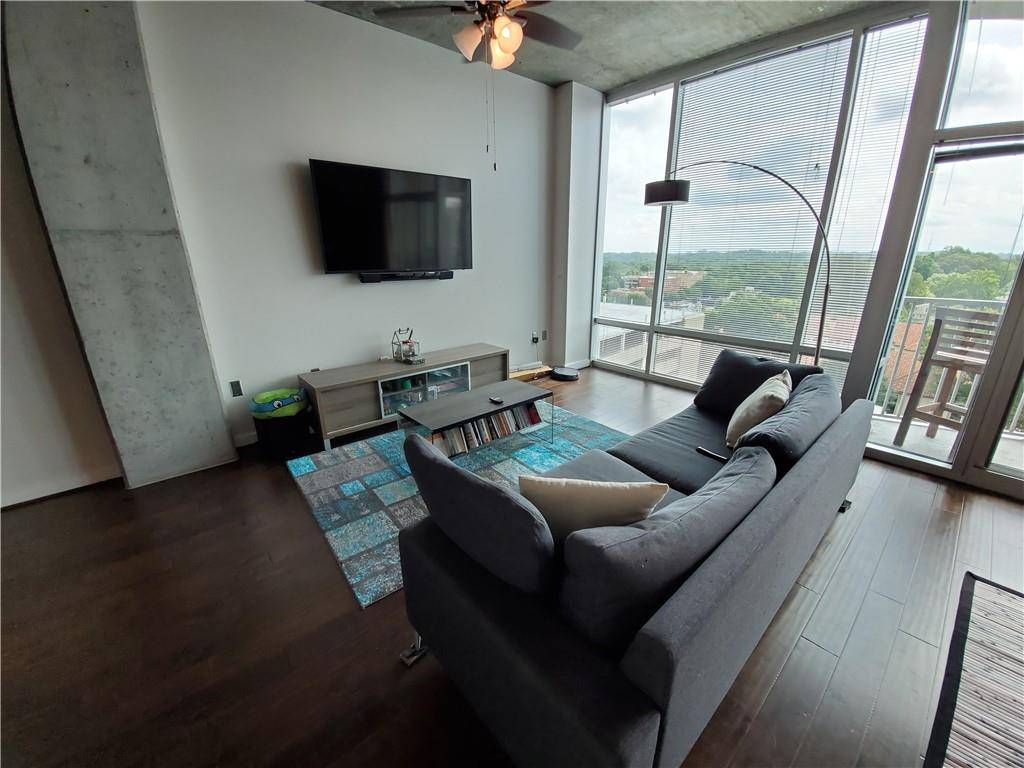 Atlanta, GA 30309,943 Peachtree ST NE #817