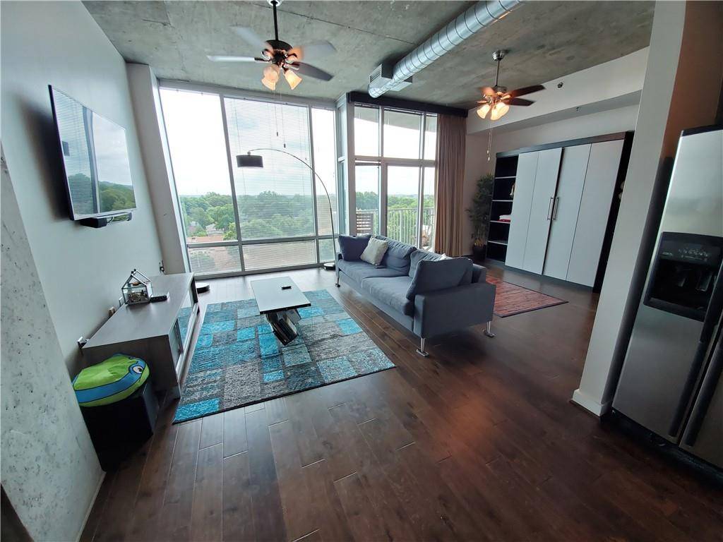 Atlanta, GA 30309,943 Peachtree ST NE #817
