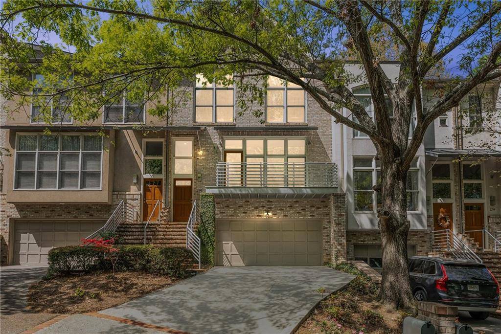Brookhaven, GA 30319,1290 Fernwood CIR NE
