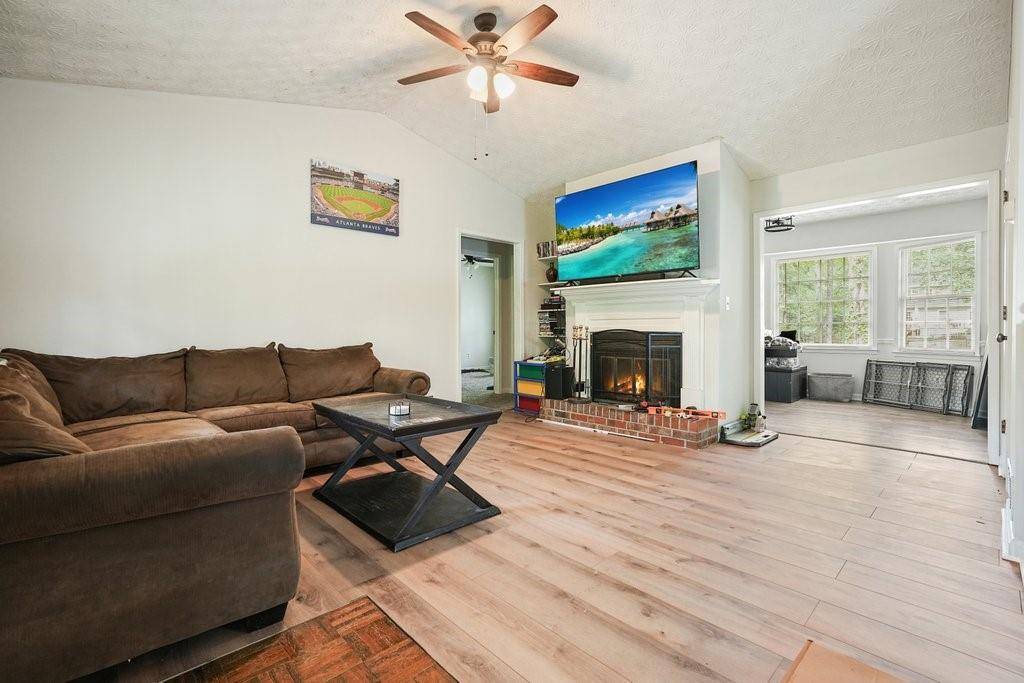 Woodstock, GA 30189,408 Walnut DR