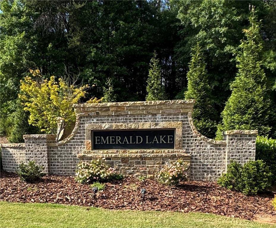 Sugar Hill, GA 30518,535 Emerald Pkwy