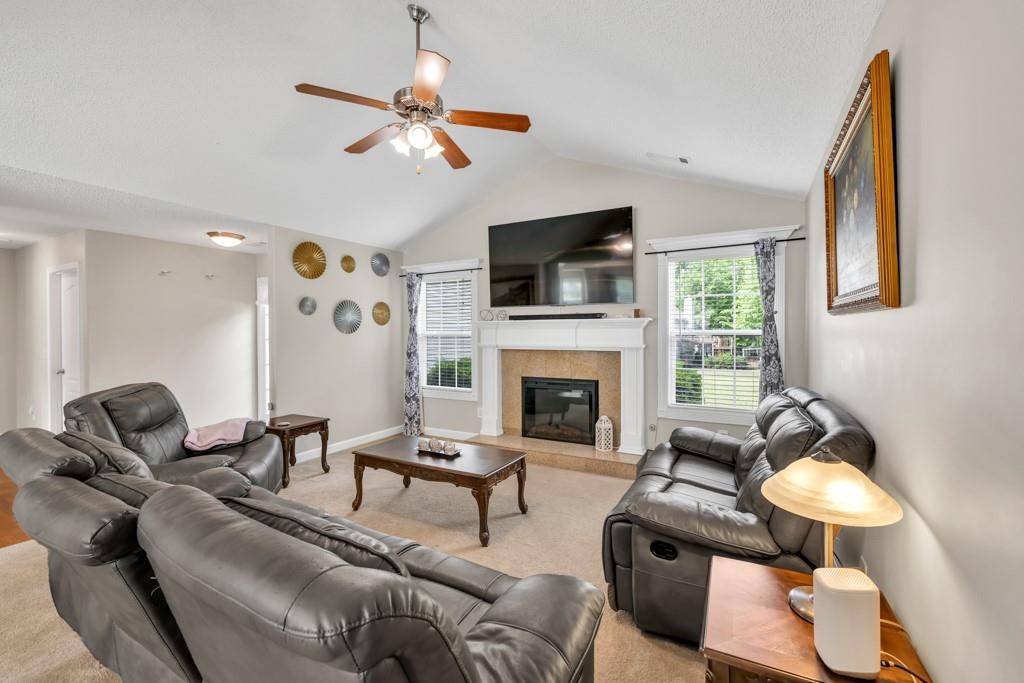 Jefferson, GA 30549,180 Laurel Oaks LN