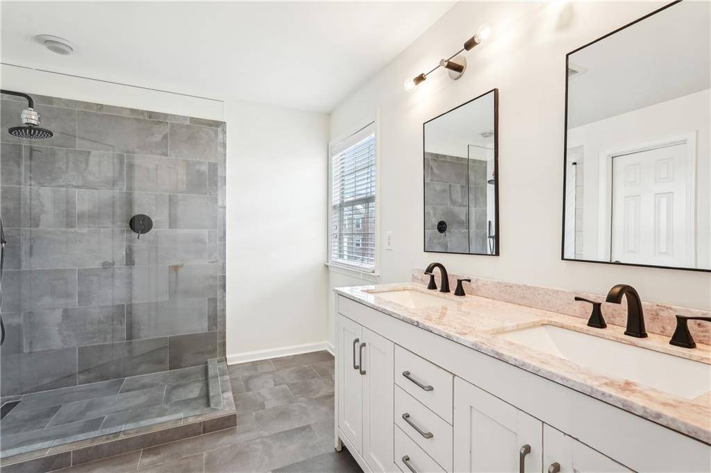 Atlanta, GA 30339,3505 Chattahoochee Summit LN SE #25