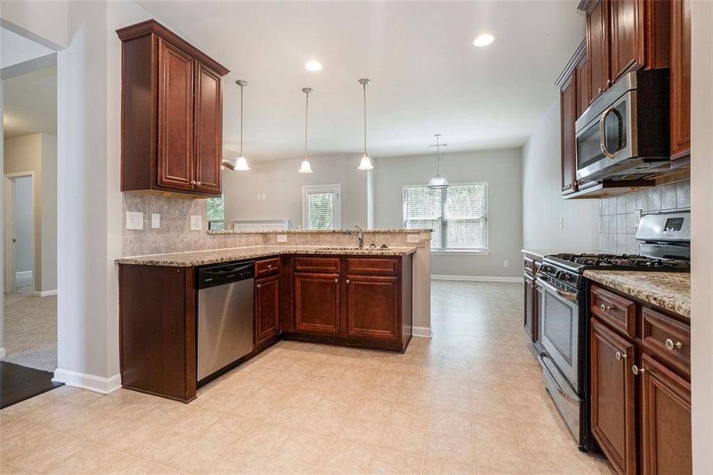 Grayson, GA 30017,2212 REDDY FARM LN