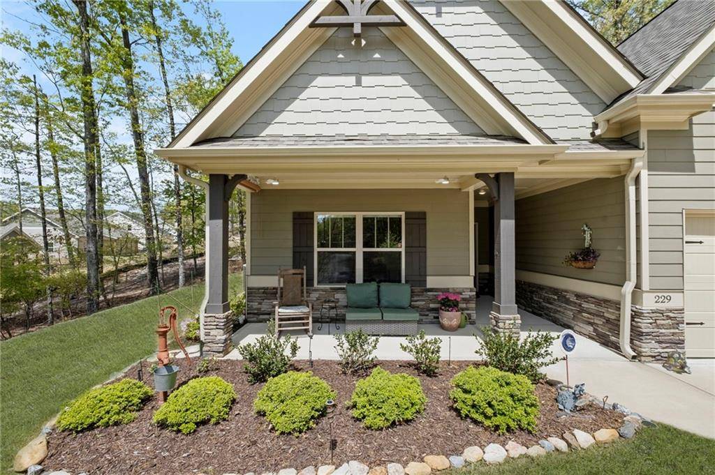 Waleska, GA 30183,229 Ridgewood DR