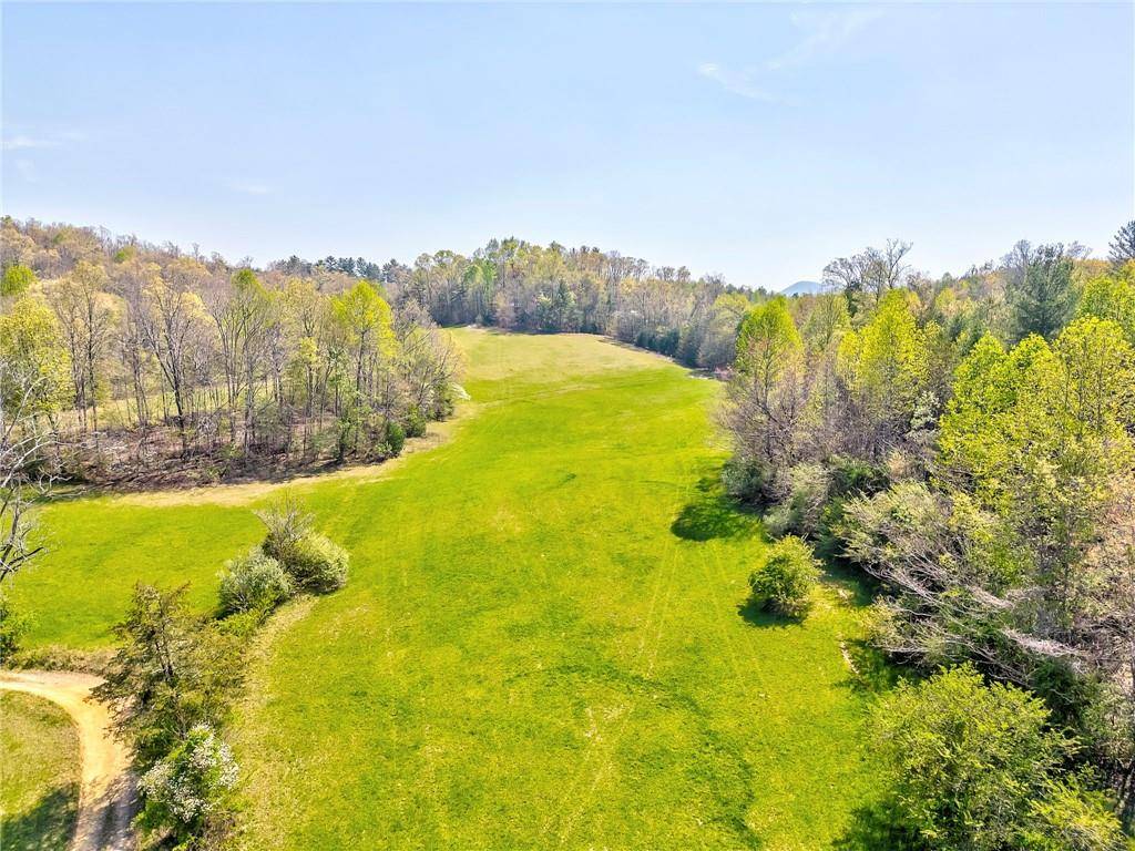 Mccaysville, GA 30555,365 Waters RD