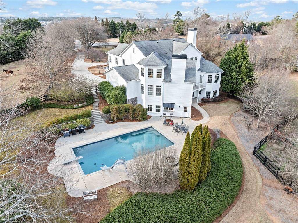 Suwanee, GA 30024,401 Nichols DR