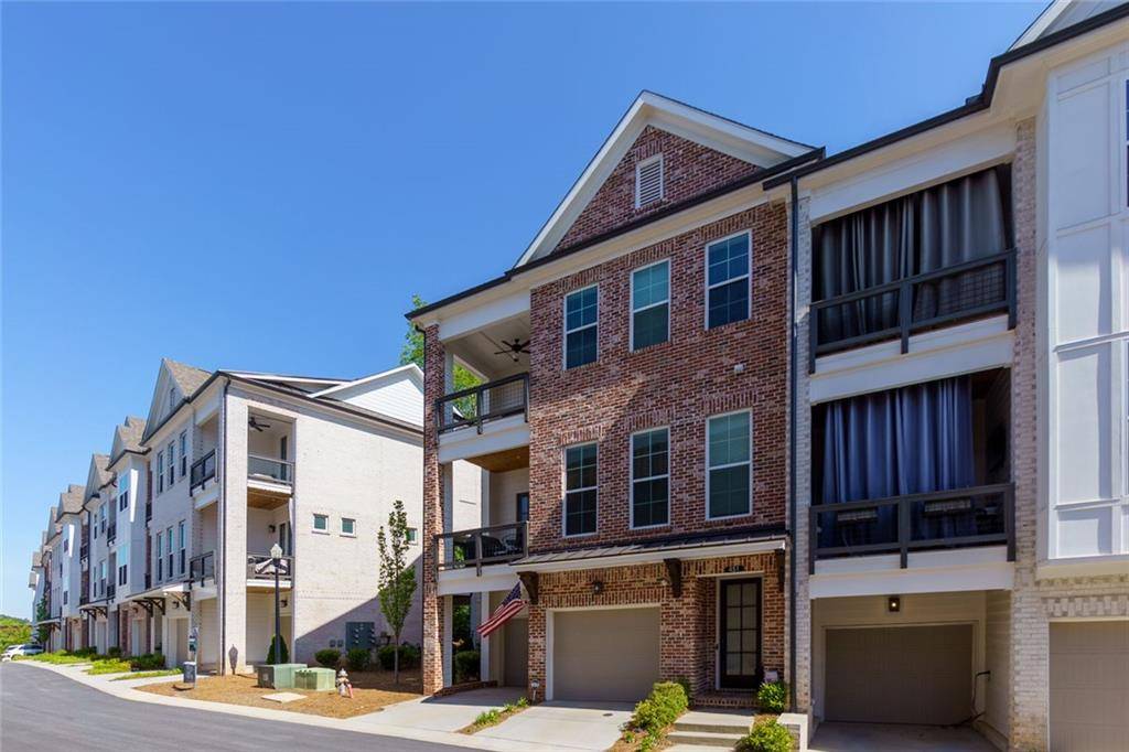 Alpharetta, GA 30009,451 Burton DR #32