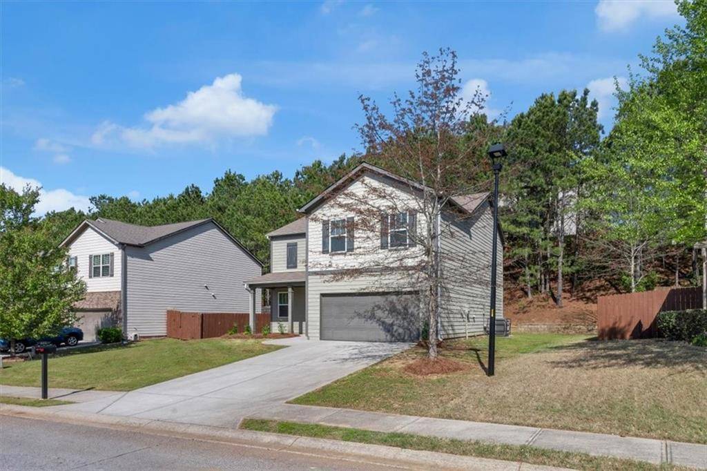 Fairburn, GA 30213,820 LAKE CHASE