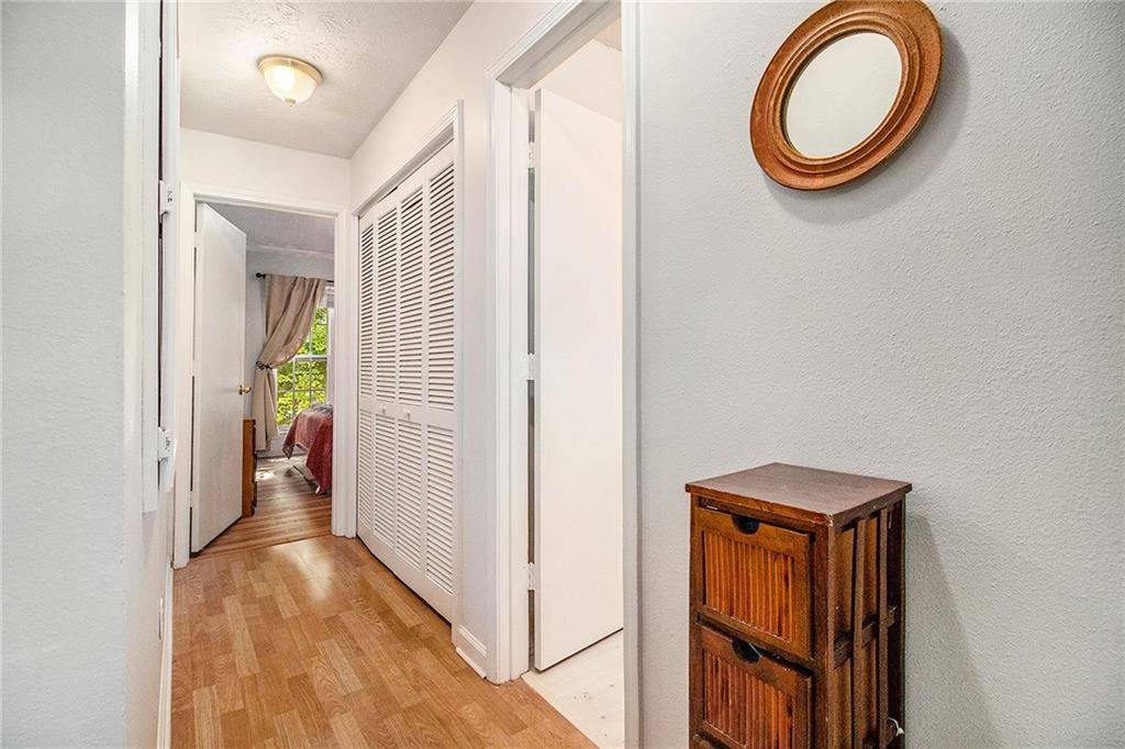 Roswell, GA 30076,446 Teal CT