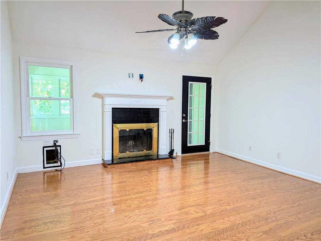 Decatur, GA 30033,1409 Oakridge CIR