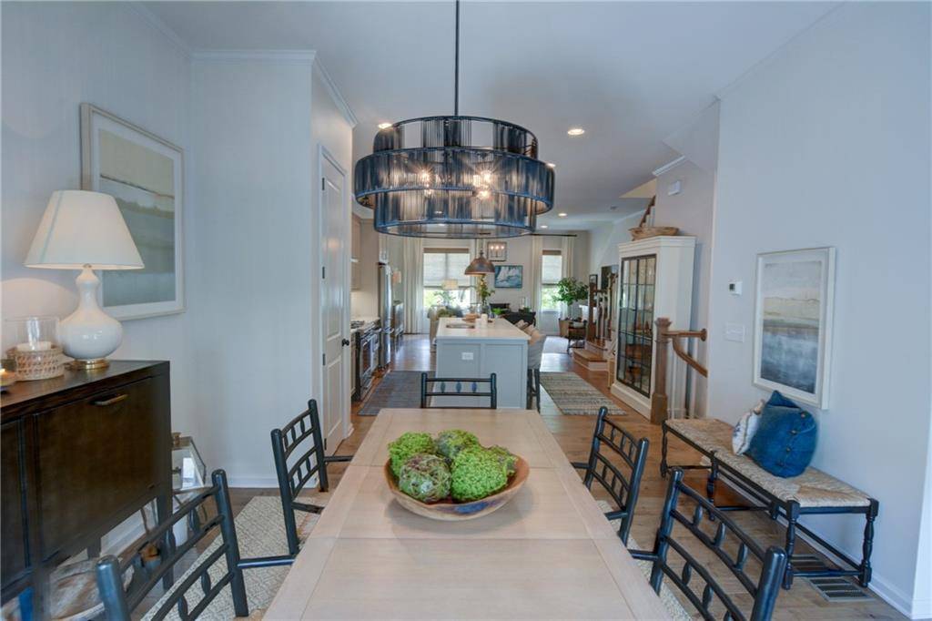 Roswell, GA 30076,14 Lochurst LN #153