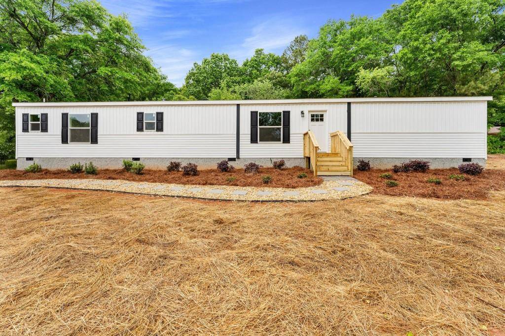 Danielsville, GA 30633,136 Pine ST