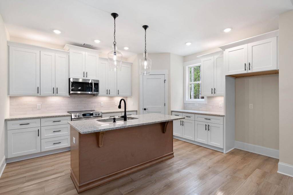 Dallas, GA 30157,130 Doris PATH