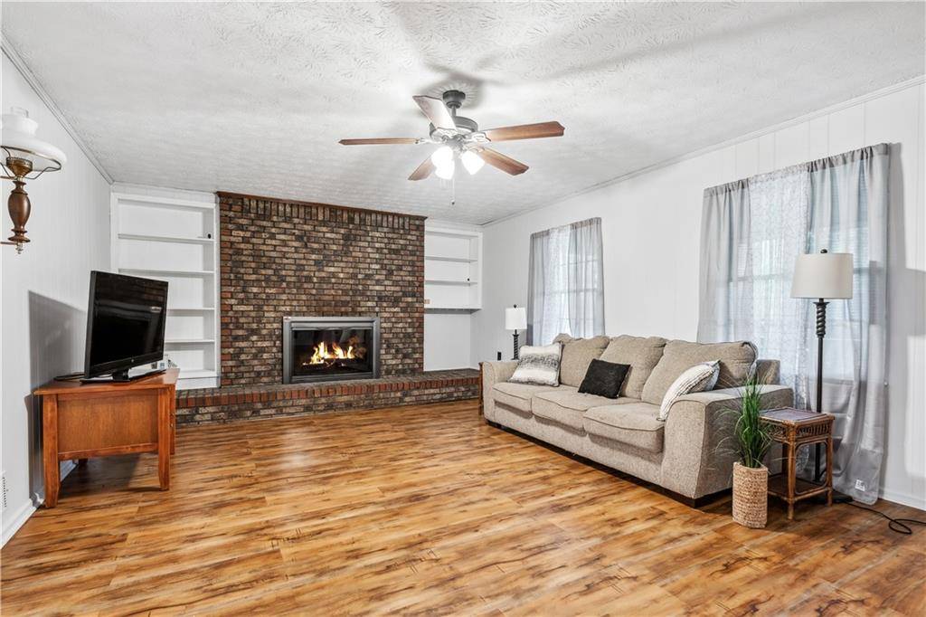 Auburn, GA 30011,556 Auburn RD