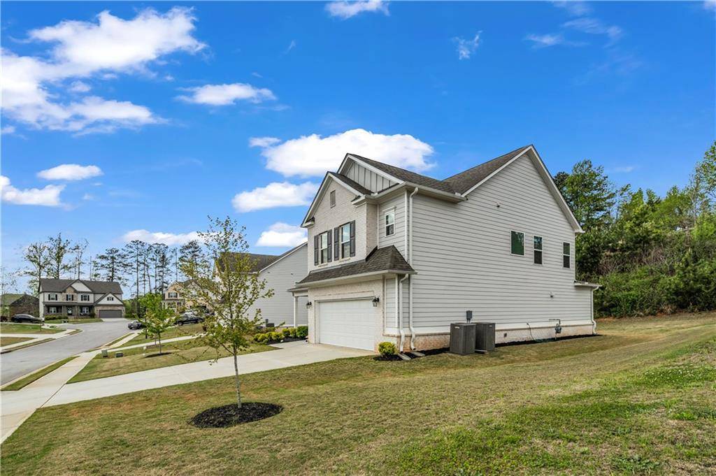 Auburn, GA 30011,5140 Woodline View CIR