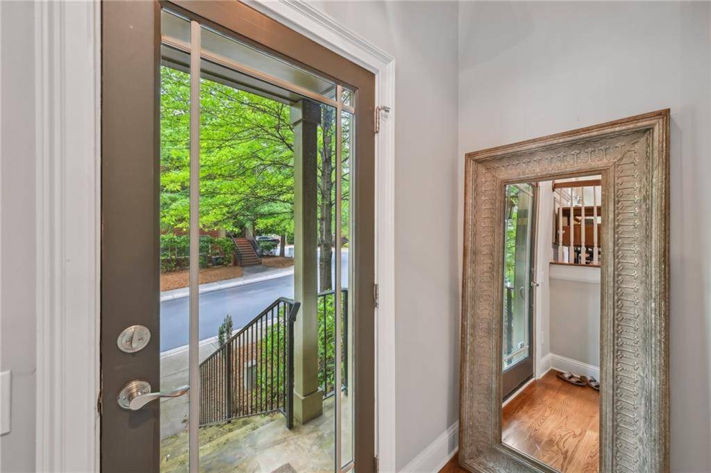 Sandy Springs, GA 30328,62 High Top PT