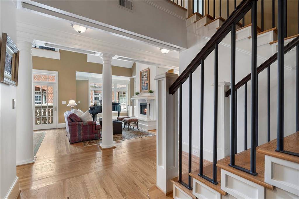 Atlanta, GA 30309,77 Peachtree PL NE #608