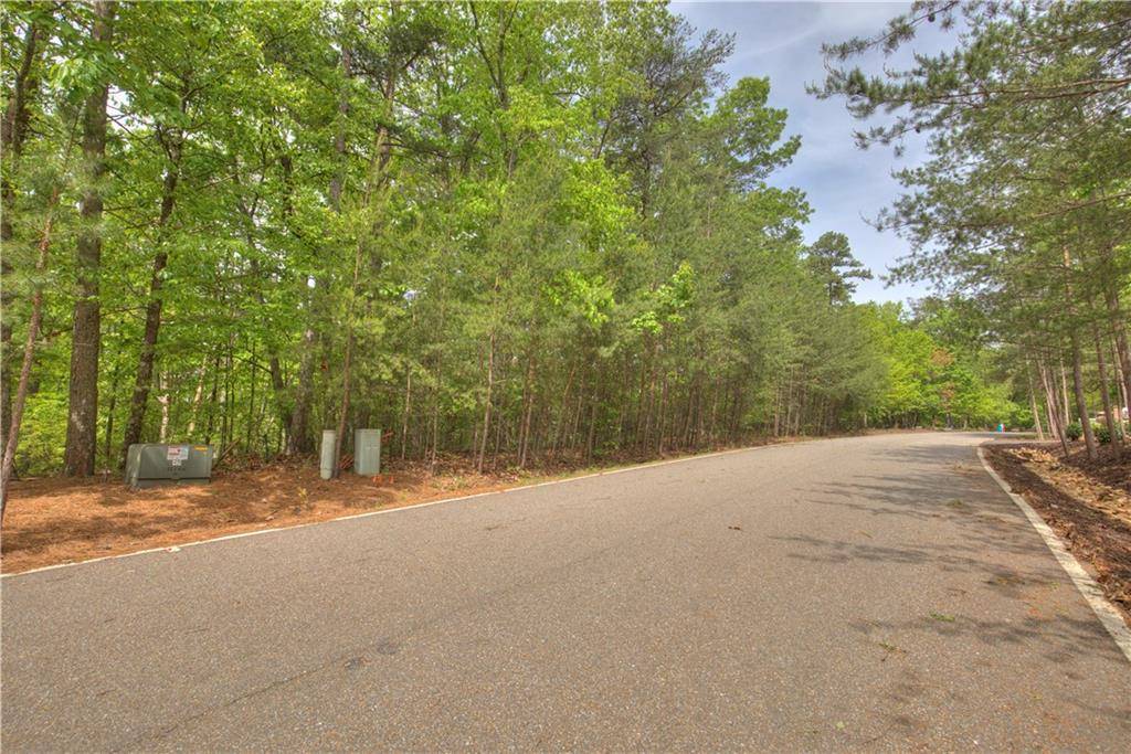 Big Canoe, GA 30143,302 Bluestern DR SE