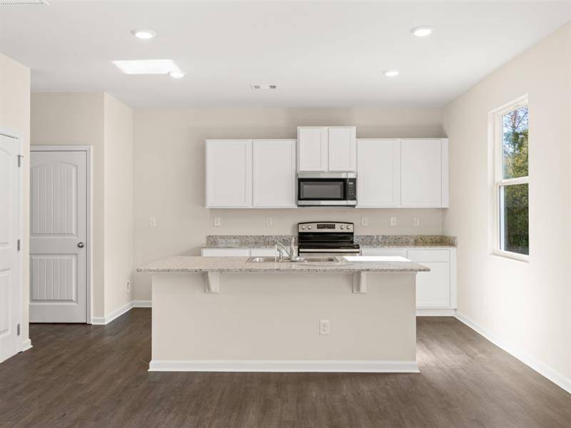 Fairburn, GA 30213,8197 Bluewater DR
