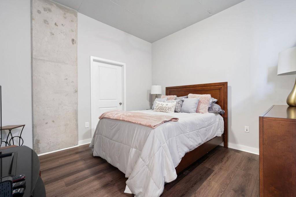 Atlanta, GA 30339,3300 Windy Ridge Pkwy SE #1212