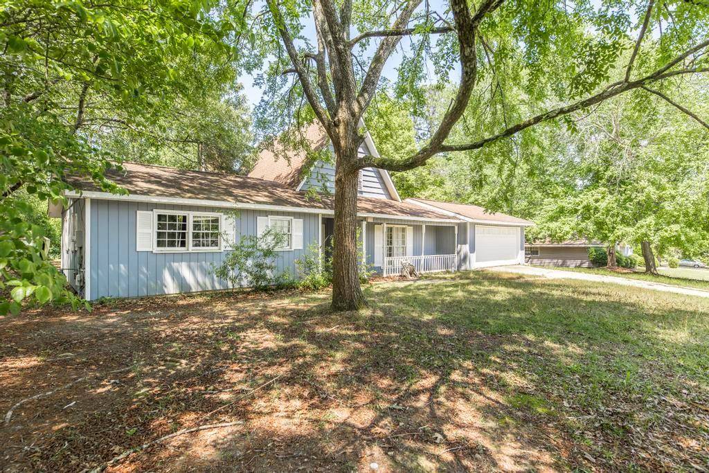 Warner Robins, GA 31088,119 Lake Front DR