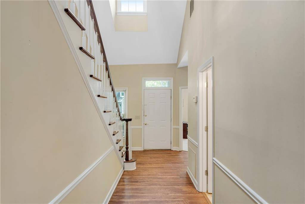 Marietta, GA 30068,404 Carryback DR
