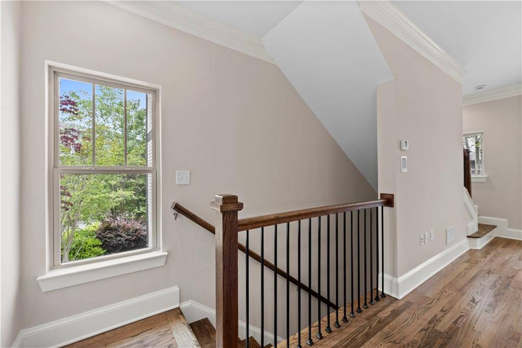Atlanta, GA 30309,220 Semel CIR #150