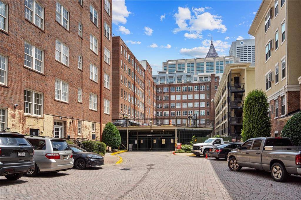 Atlanta, GA 30308,800 Peachtree ST NE #2205