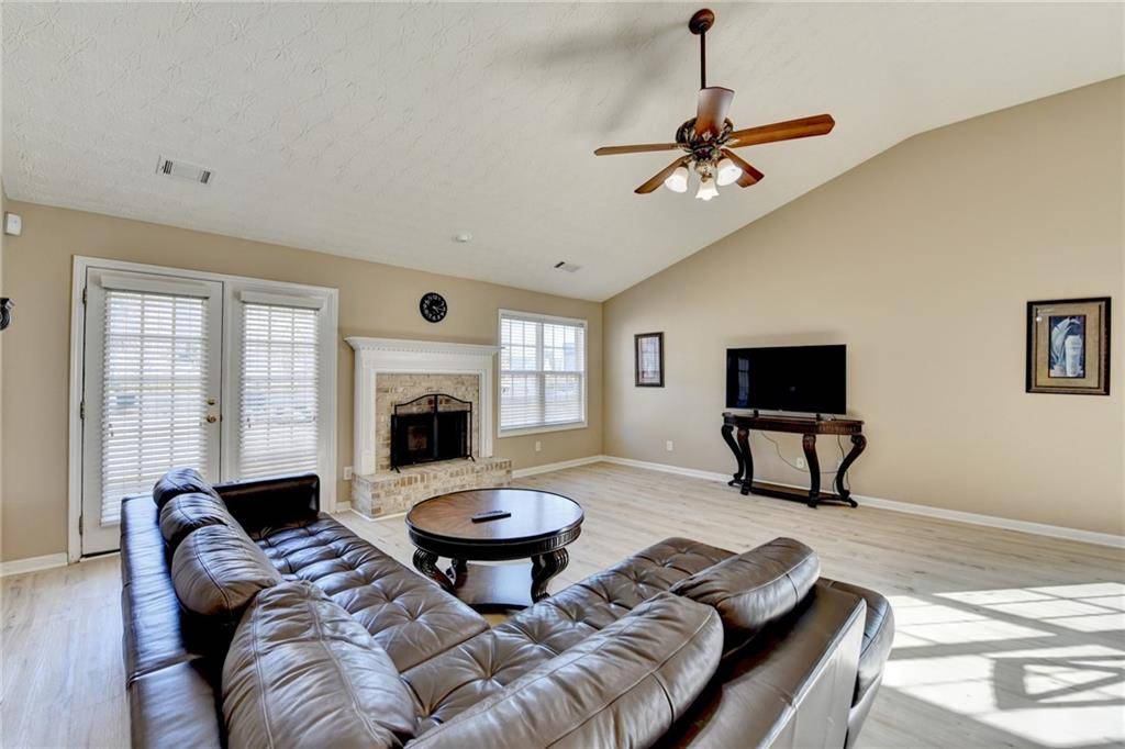 Buford, GA 30518,609 GRAND ASHBURY LN