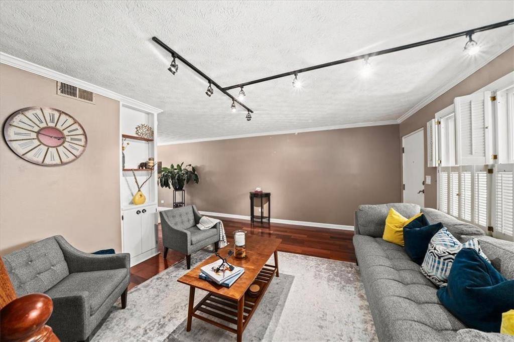 Atlanta, GA 30342,331 Lakemoore DR NE #C