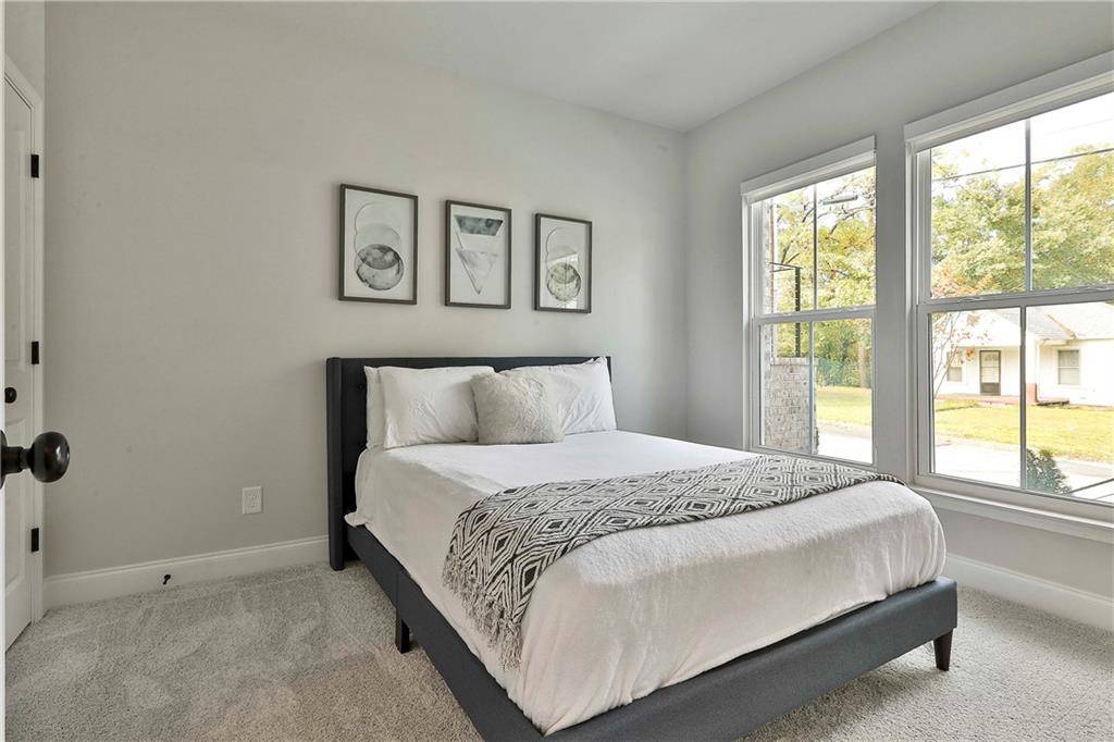 Atlanta, GA 30318,2549 Astaire CT