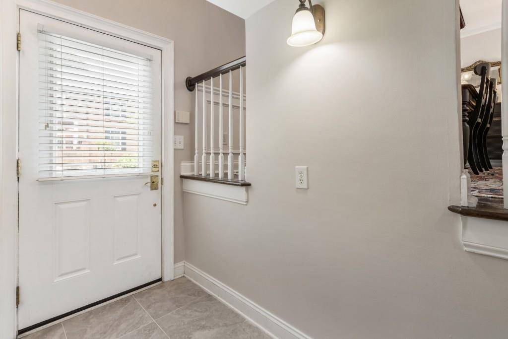 Atlanta, GA 30307,1634 Ponce de Leon AVE #107