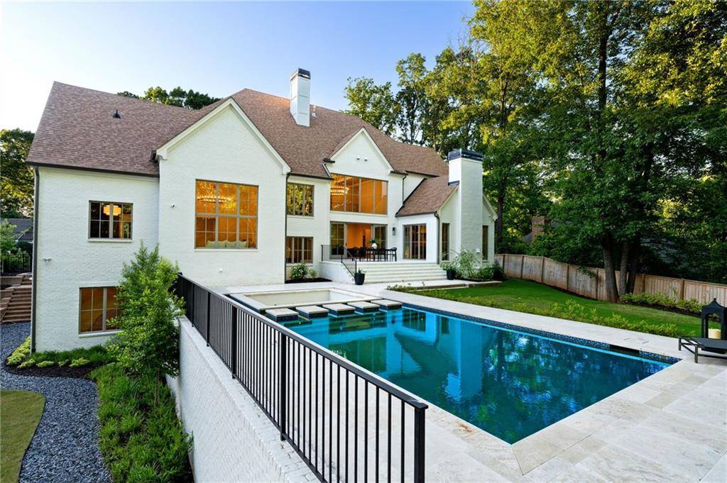 Atlanta, GA 30327,490 Mount Paran RD