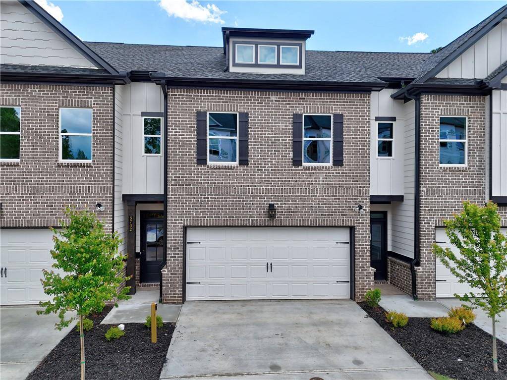 Tucker, GA 30084,5702 Urban Village WAY #2