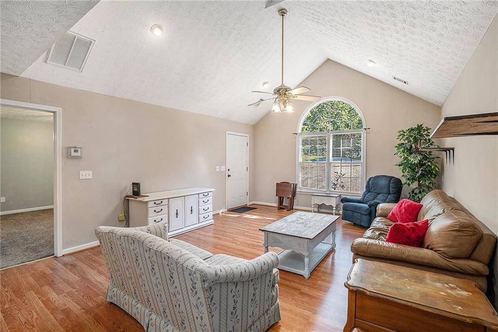 Dahlonega, GA 30533,245 Royal Oaks LN