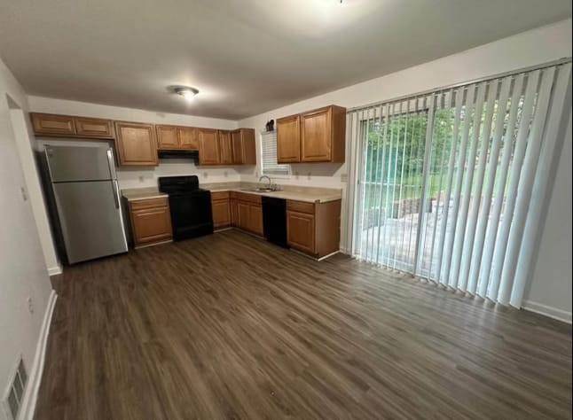 Atlanta, GA 30349,1247 Shoreham DR