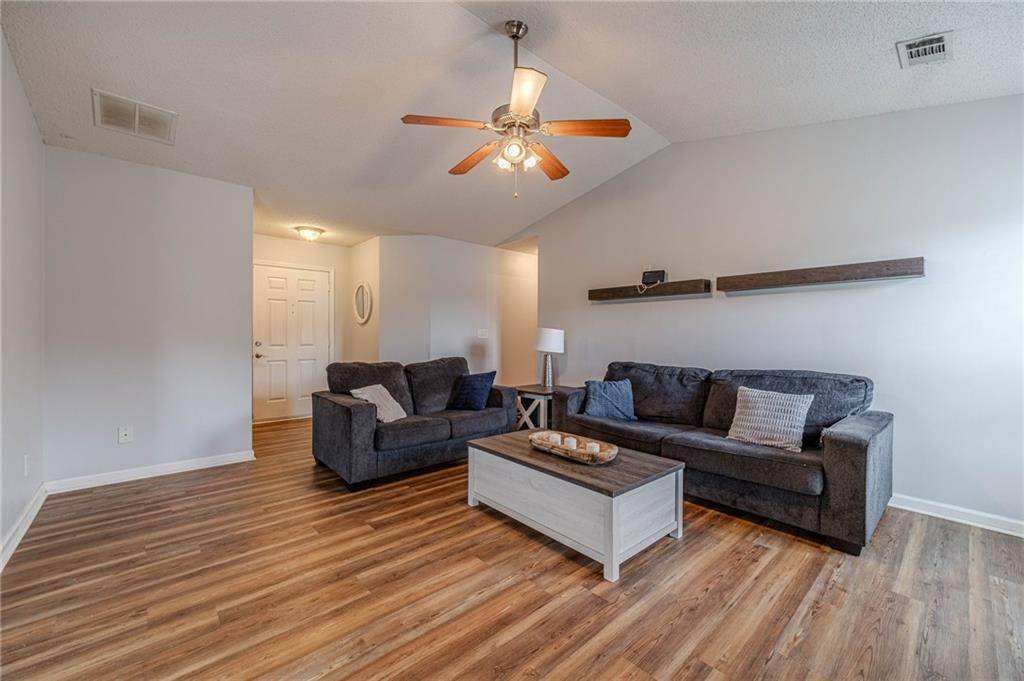 Bethlehem, GA 30620,463 Rebekah DR