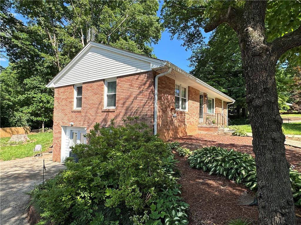 Marietta, GA 30067,2059 Clearwater DR SE