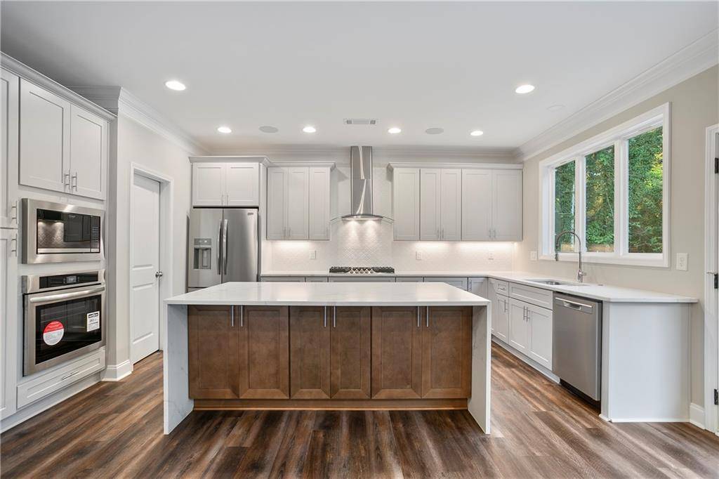 Atlanta, GA 30311,2610 Lisa DR SW