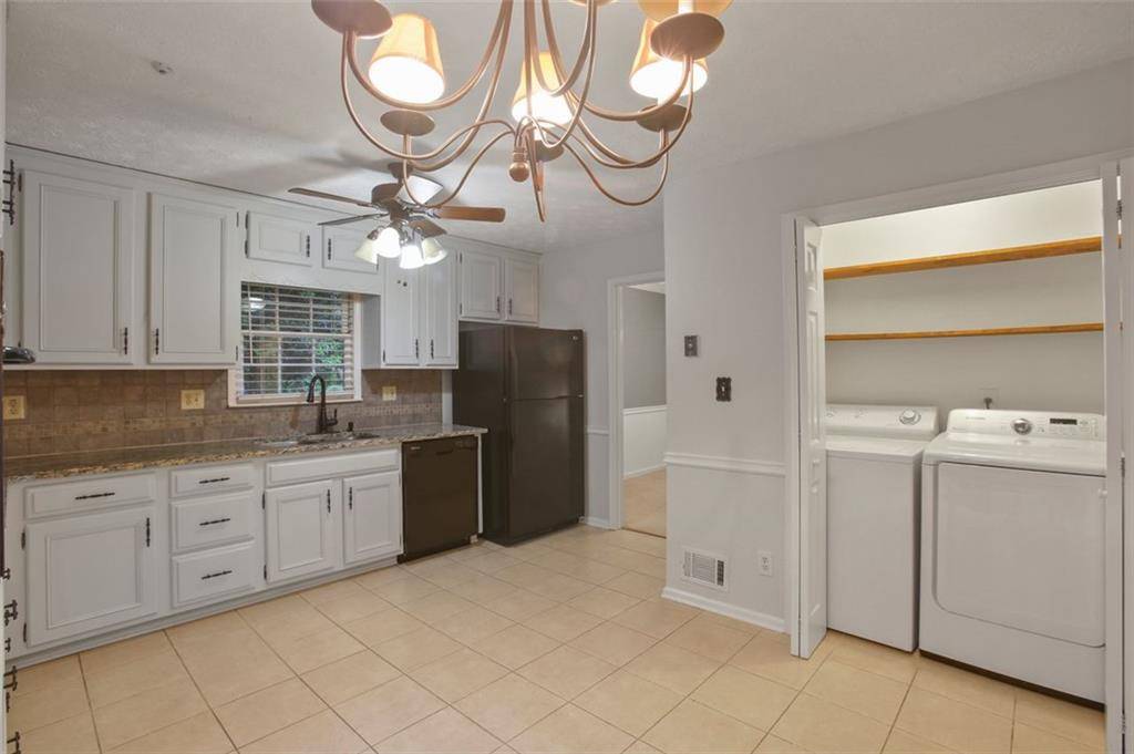 Roswell, GA 30075,1445 LAND O LAKES DR