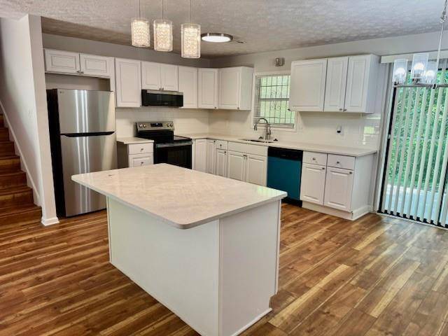 Ellenwood, GA 30294,3988 Chimney Ridge DR