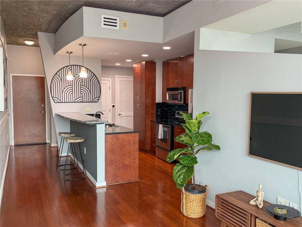 Atlanta, GA 30308,860 Peachtree ST NE #1411