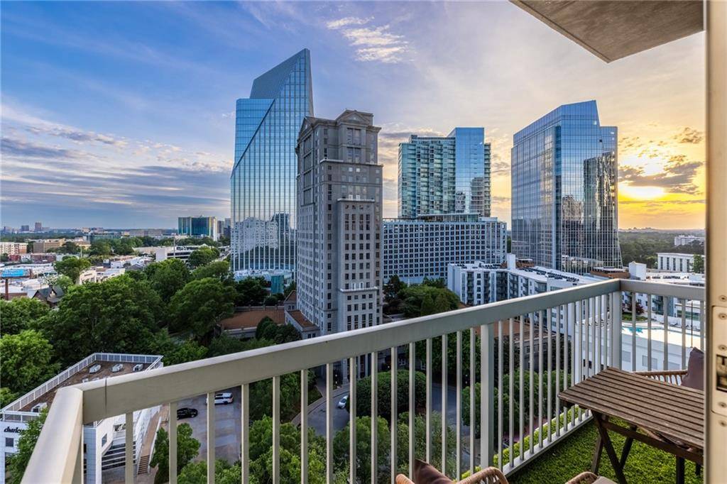 Atlanta, GA 30326,3324 Peachtree RD NE #1304