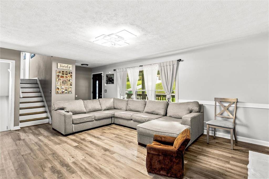 Stone Mountain, GA 30087,5006 Dekalb WAY