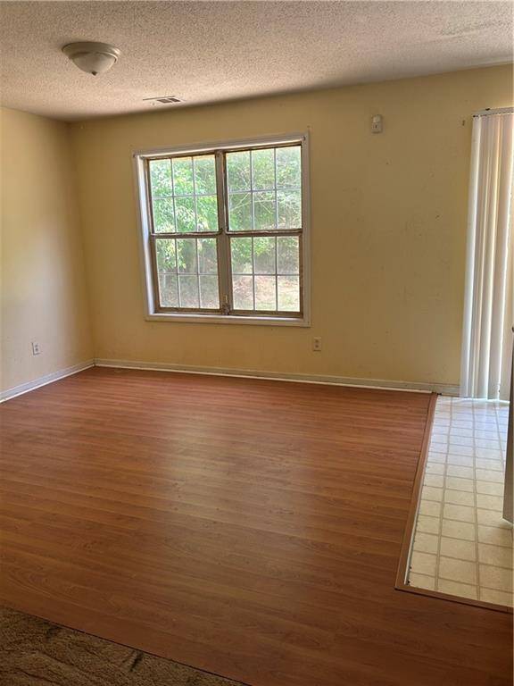 Lithonia, GA 30038,4752 BROWNS MILL FERRY RD