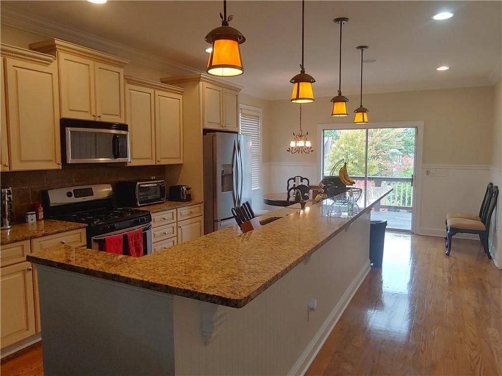Atlanta, GA 30344,1333 Eubanks AVE