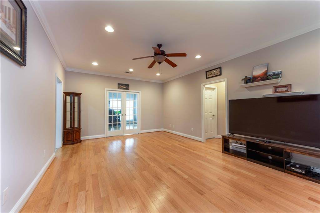 Calhoun, GA 30701,153 Regency ROW SW
