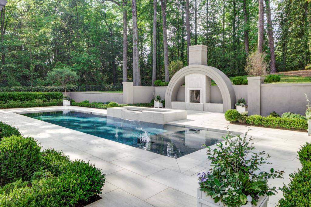 Atlanta, GA 30342,365 King RD NW