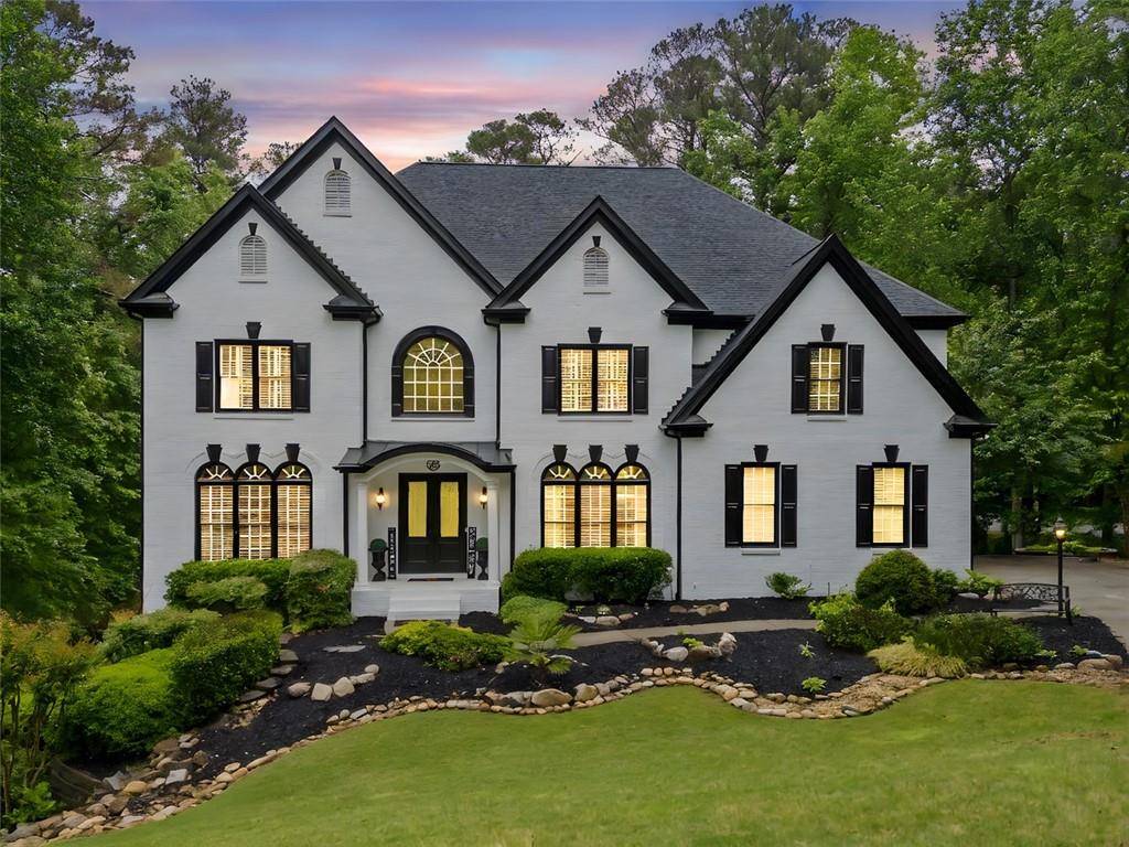 Milton, GA 30004,882 Hallbrook LN
